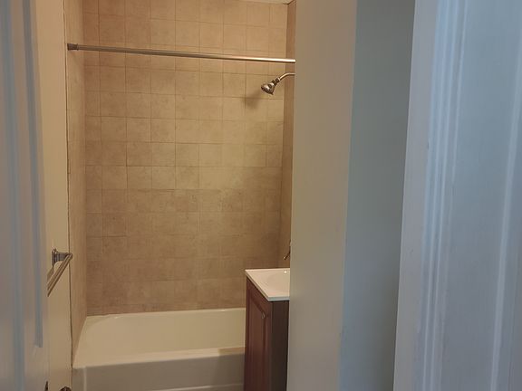 4th image of 2615 N Humboldt Blvd #2