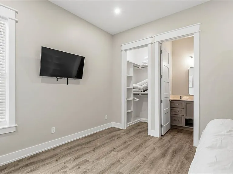 503 Albatross St — Photo 34