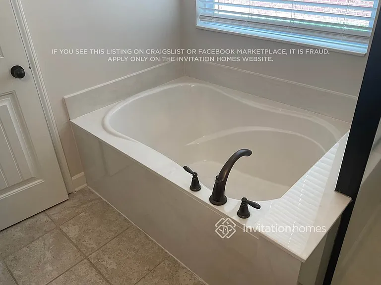 618 Masters Way — Photo 16