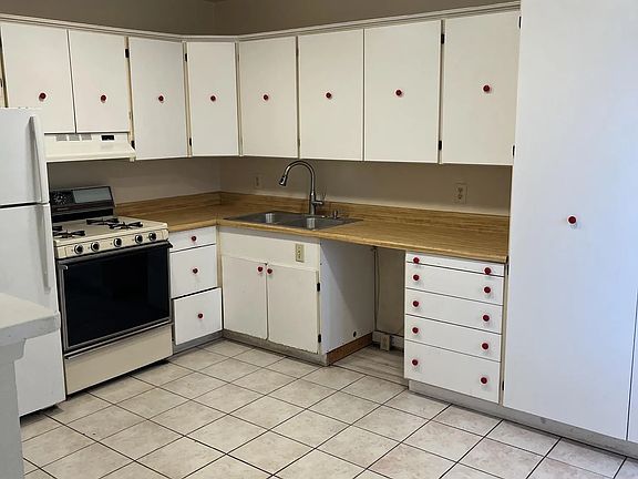 5th image of 3577-85 Landis St