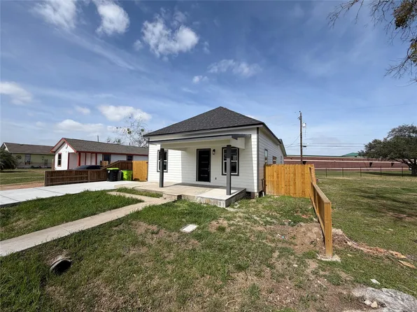 1610 George Ave, Richmond, TX 77469