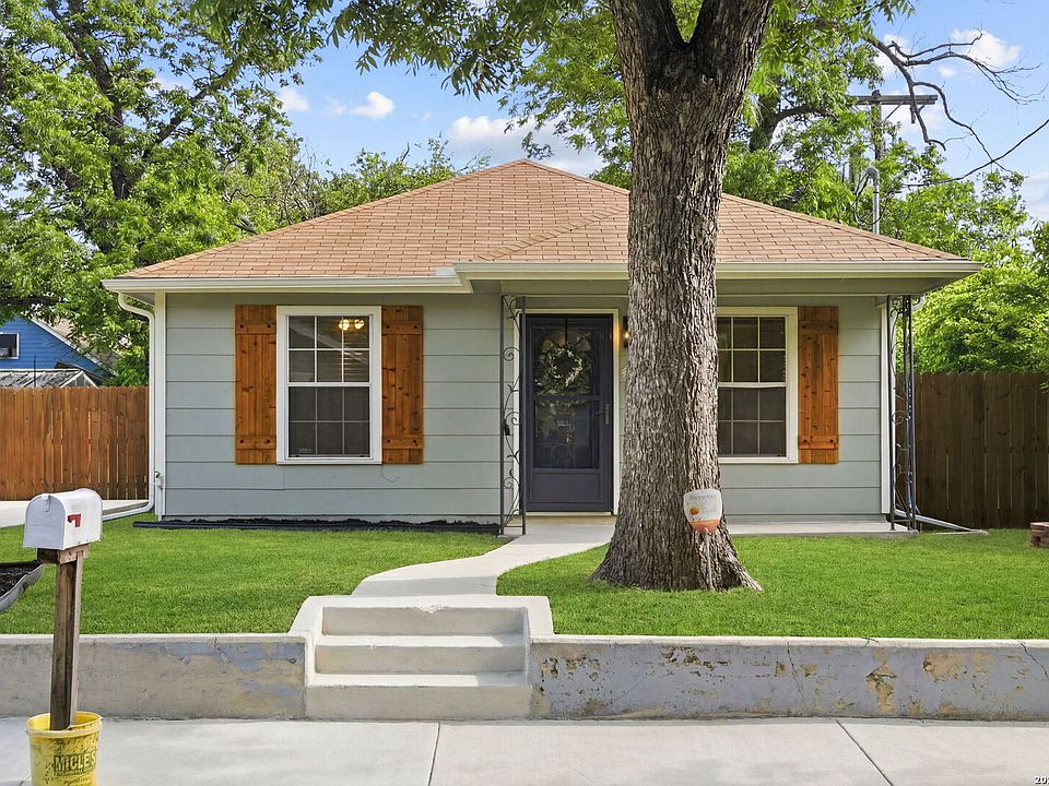 1st image of 4433 Monterey St.