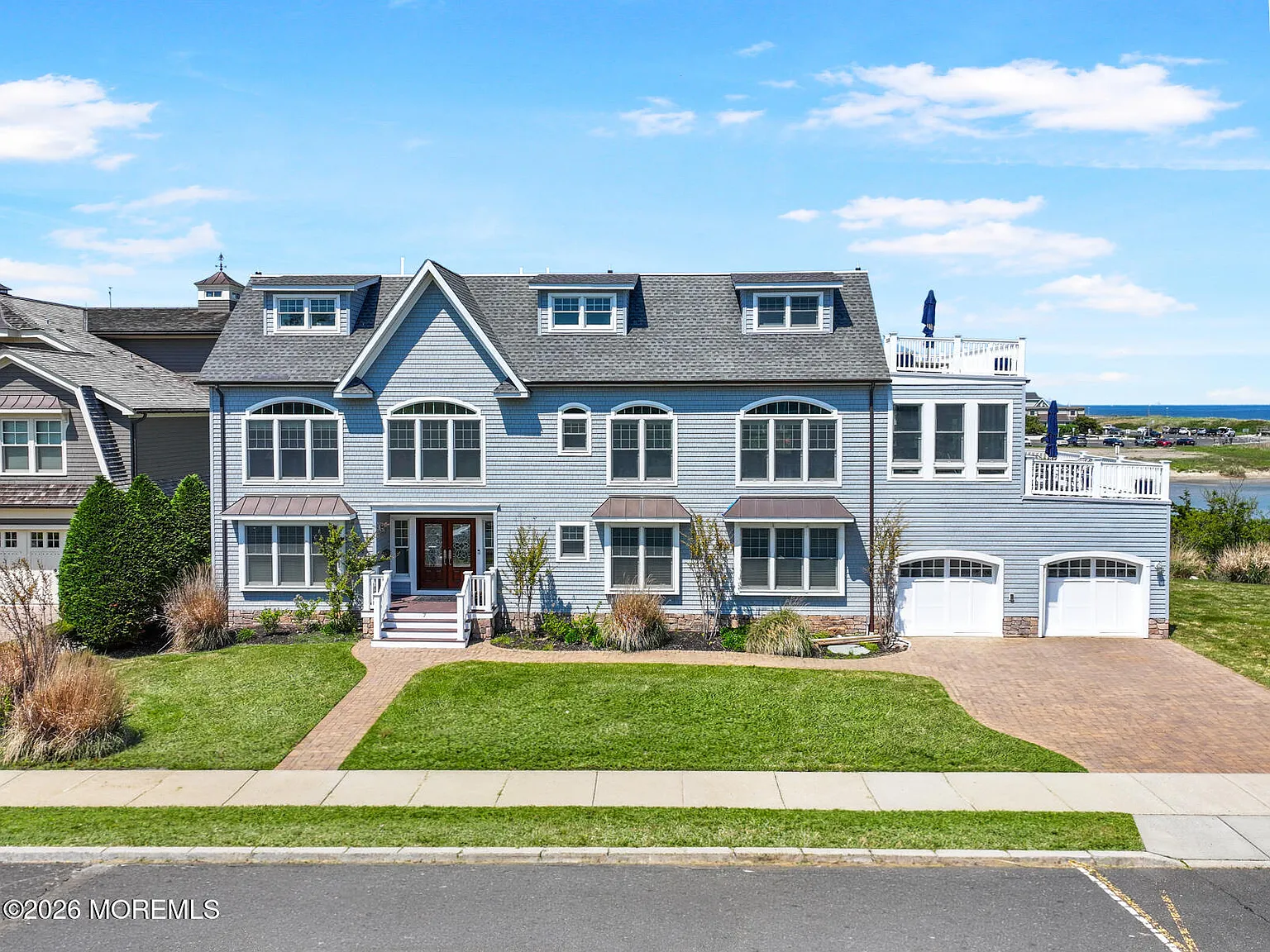 6 bed, 5782 sqft, $24,000 — Photo 3