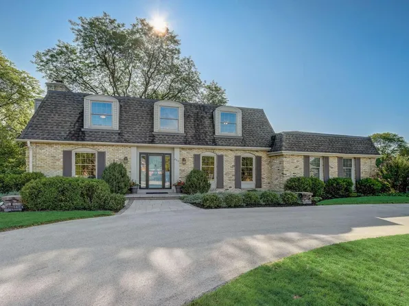 2810 Meadowside COURT, Brookfield, WI 53005