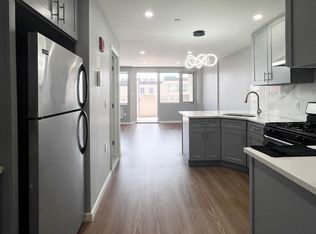 37-20 Prince St #10F, Flushing, NY 11354