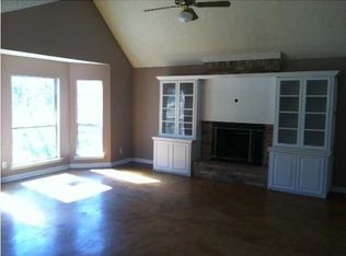 7689 Windcrest Dr, Mobile, AL 36695