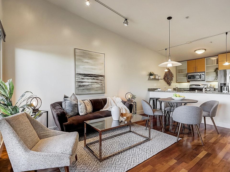 Living/Dining Room