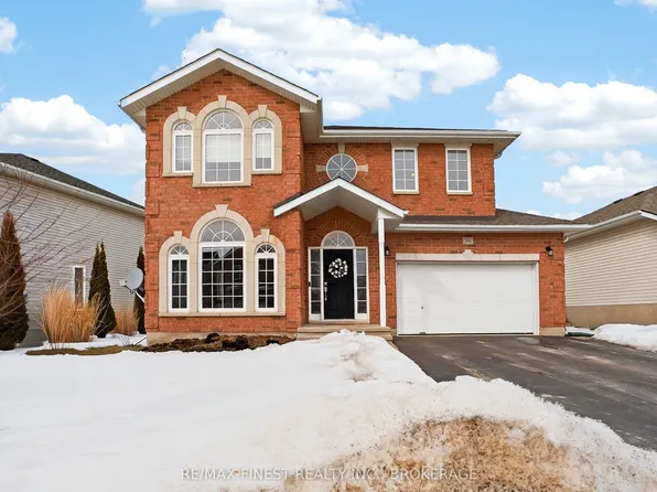 396 Quarry Pond Ct, Kingston, ON K7K 7L3