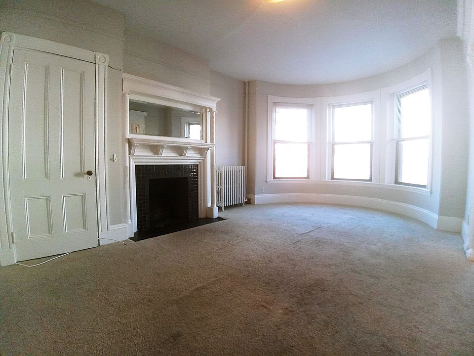 1st image of 27 Longwood Ave APT 2