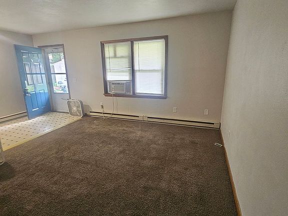 3rd image of 607 NE 3rd Ave #2