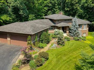 901 Timber Winds Dr SW, Grand Rapids, MI 49534
