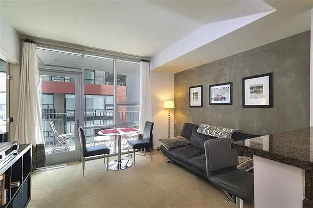 321 10th Ave #905 — Photo 7