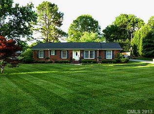 165 Laburn Ave, Charlotte, NC 28214