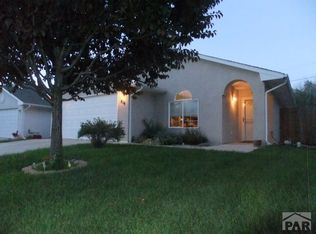 816 Ardath Ln, Pueblo, CO 81005