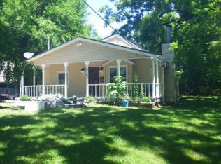 8143 Ditzler Ave, Raytown, MO 64138