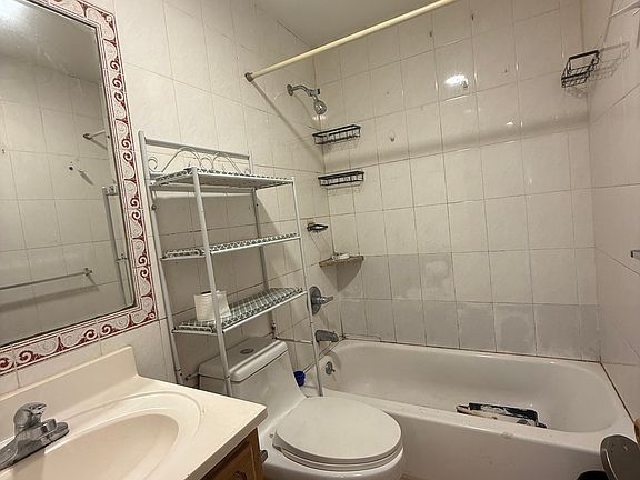 5th image of 83 Sherman Ave Floor 1