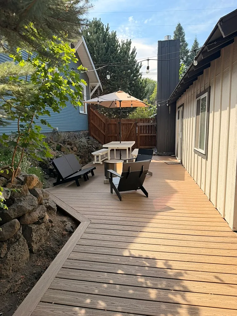 2 bed, 990 sqft, $3,400 — Photo 3