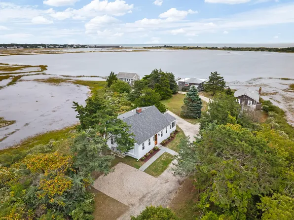 184 South Sea Avenue UNIT 9, West Yarmouth, MA 02673