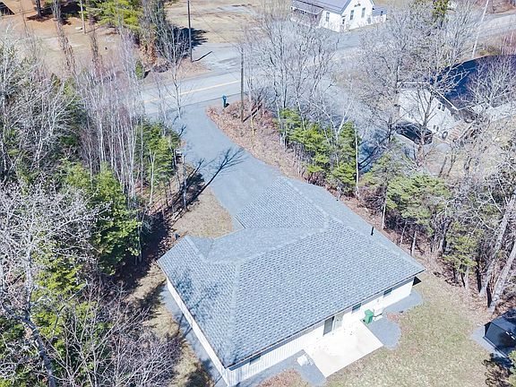 4th image of 220 Feeners Corner Rd W