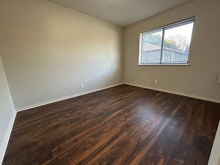 Brookside Apartments — Photo 7