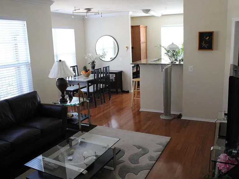 living/dining room