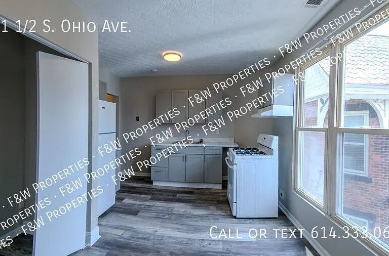 301 1/2 S Ohio Ave — Photo 13