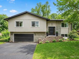 1908 Moore Ave, St Charles, IL