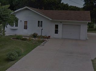 3529 W Sylvan Ln, Peoria, IL 61615