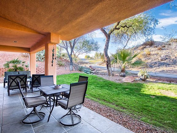 3rd image of 413 Via Ventana Dr