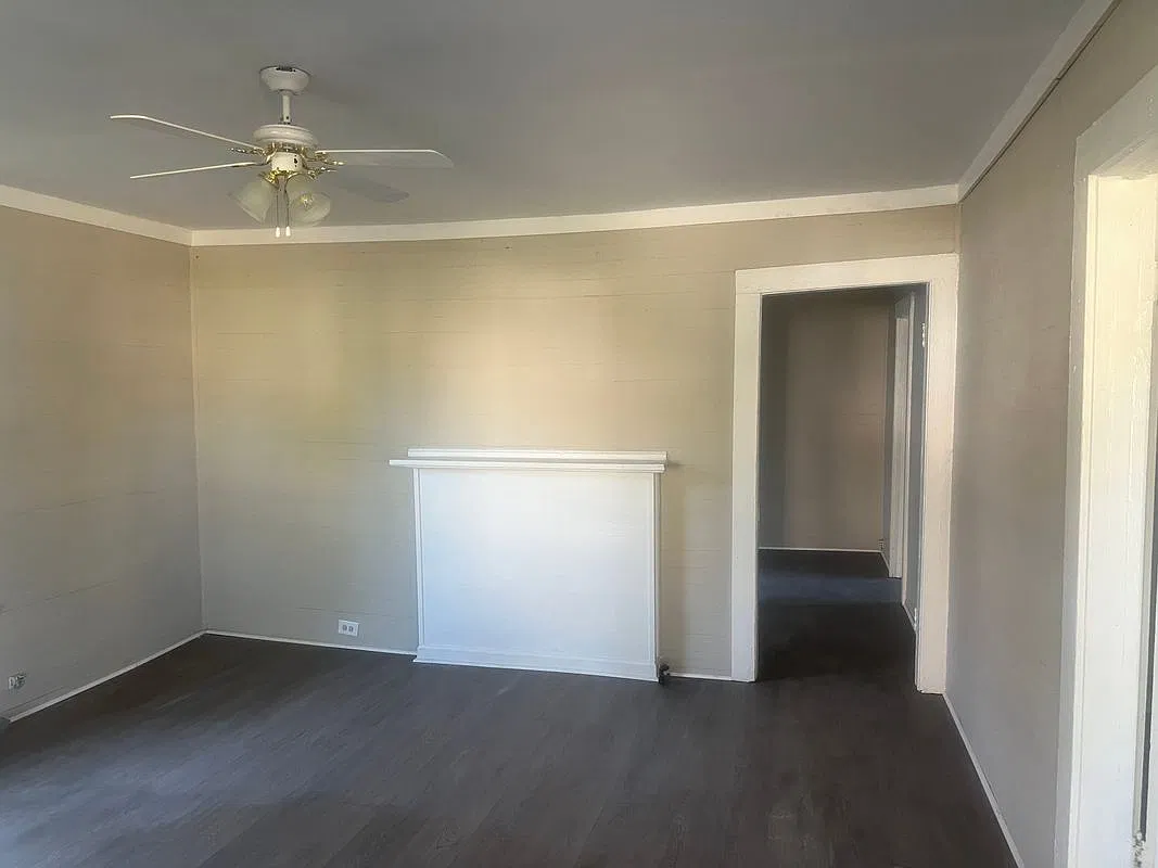 2 bed, 1.0 bath, 973 sqft, $950 — Photo 2