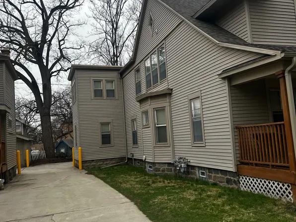 357 Woodmere Ave SE, Grand Rapids, MI 49506