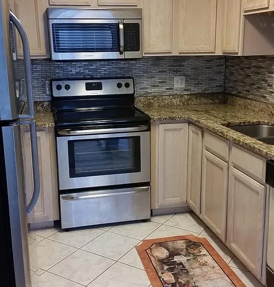 2690 S Xanadu Way — Photo 9
