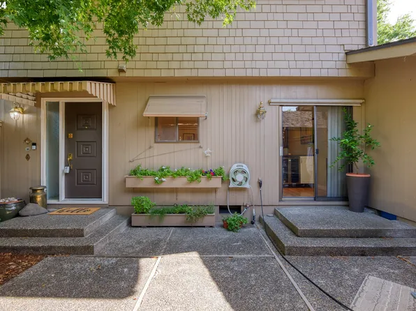 7480 SW Wilson Ct, Beaverton, OR 97008