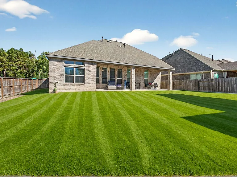 23426 Yaupon Hills Dr — Photo 15