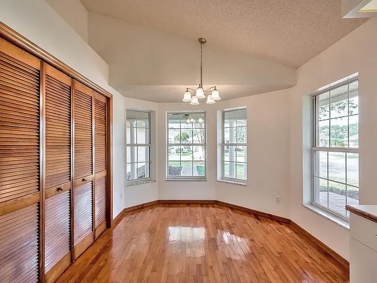 280 Braeburn Cir — Photo 18