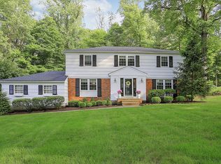 85 Penwood Rd, Basking Ridge, NJ 07920