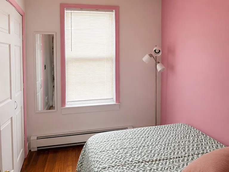 7 Antrim St #3 — Photo 6