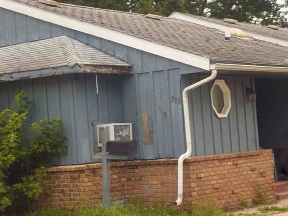 3rd image of 333 Burr Oak Ave