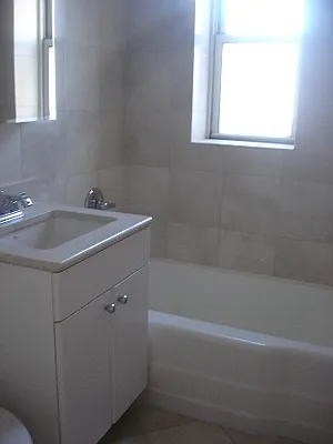 Rented by Stonehenge NYC LLC | media 40