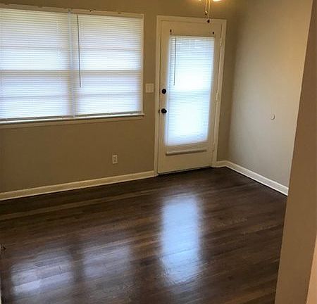 5th image of 409I North St
