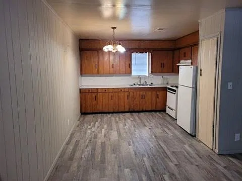 314 E Ash St — Photo 3