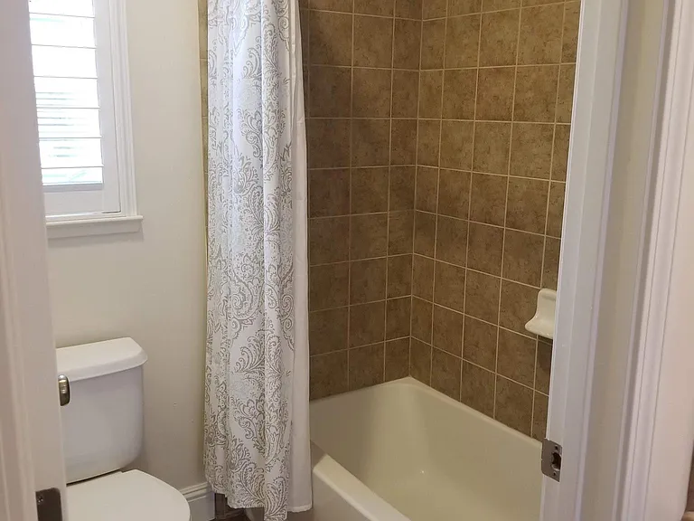 40 Villa Gardens Ct — Photo 17