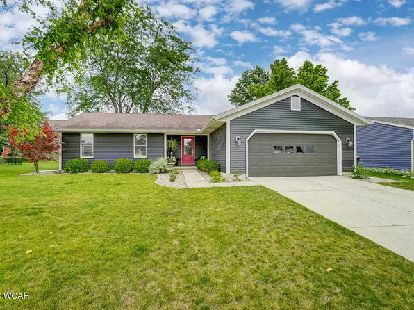 810 Glyncrest Dr, Wapakoneta, OH 45895