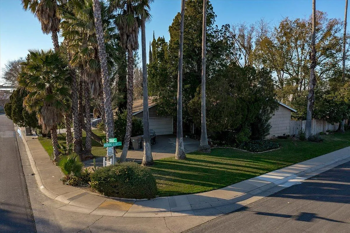 3604 Doran Ave photo 1