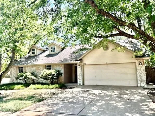 1300 NW 184th St, Edmond, OK 73012