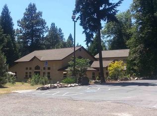 633 Lassen Ln, Mount Shasta, CA 96067