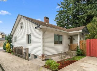 15751 SE Powell Blvd, Portland, OR 97236