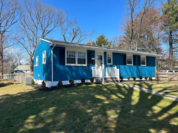 229 New Albany Rd, Moorestown, NJ 08057