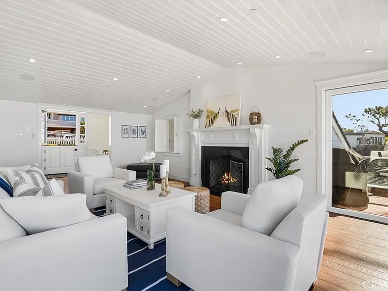 50 N La Senda Dr — Photo 15