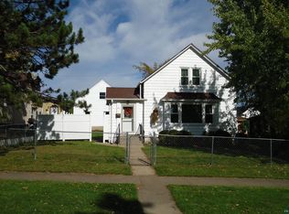 410 3rd St NW, Chisholm, MN 55719